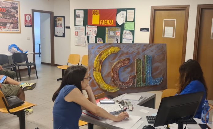 Cgil_faenza_riaperta