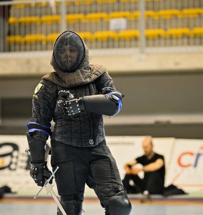 E49BB5C8-152F-4F1C-8C81-9D59E363ADFE