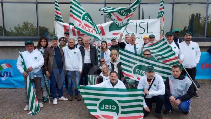 Foto sciopero 21 aprile Forlì