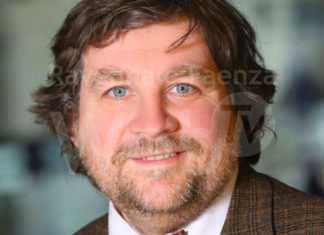 Luca Mercalli in città: al teatro Rasi in dialogo con il sindaco Michele de Pascale