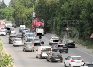 Tamponamento in circonvallazione: lunghe code