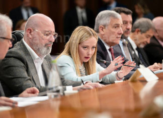 Meloni, tavolo permanente su alluvione in attesa del commissario