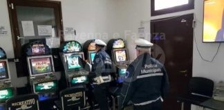 Cambia le slot machine nel bar: titolare multata per 54 mila euro dal Comune di Faenza. Ma il Tribunale annulla
