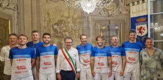 La squadra del Faenza Padel neopromossa in serie A ricevuta dall’amministrazione