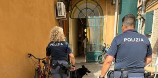 Occupazione abusiva e sovraffollamento nelle abitazioni: Controlli della polizia in zona stazione