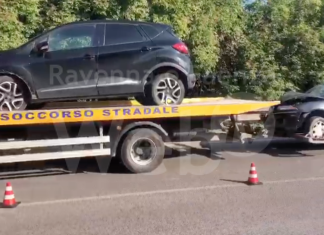 Brisighella: frontale fra due auto. Grave una donna trasportata al Bufalini