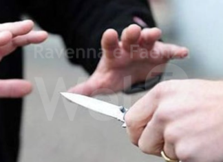 Lite e accoltellamento al bar. Arrestato 45enne per tentato omicidio