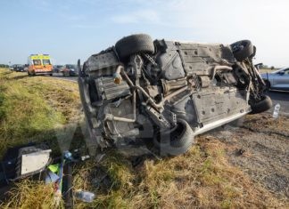 Auto si ribalta sulla Bastia: due giovani in ospedale