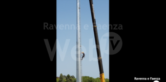 Iniziata l’installazione dell’antenna 5G al parco Montessori