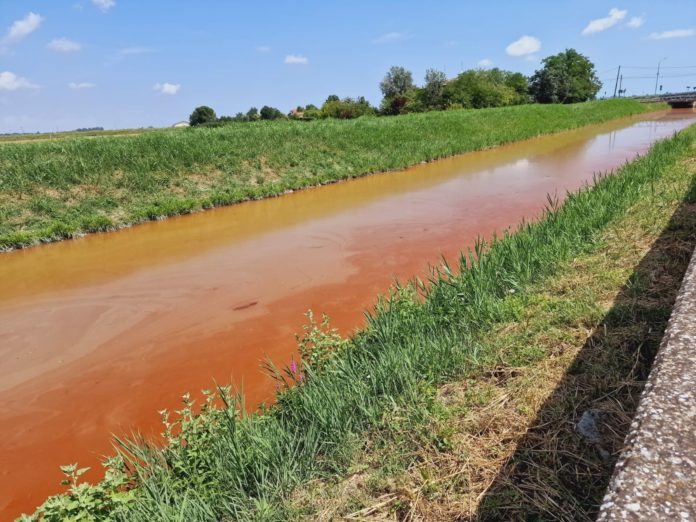 b2373849-9478-47dd-89c2-5629a8bf12ef