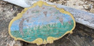 Insegna del vino Bursôn ritrovata in Puglia dopo l’alluvione