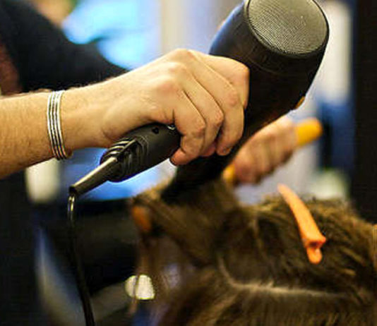 Trattamenti estetici e acconciatura: al via due corsi gratuiti per i giovani