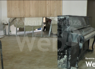 Alluvione: Rockin1000 dona chitarre elettriche e acustiche alla Scuola di Musica Sarti