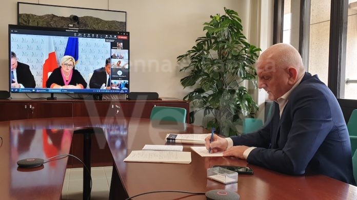 20230801 videocall min Calderone