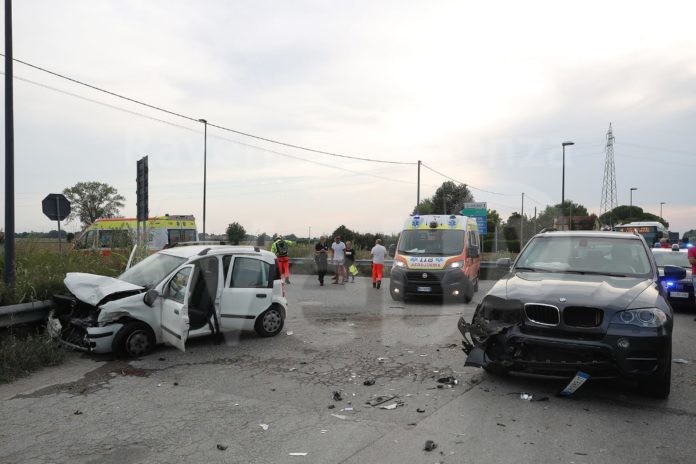 2b6713a8-b50d-4fd1-bfca-efbd3aaa69f5