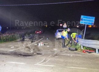 Incidente mortale a Campiano: Muore motociclista 48enne, gravissimo il figlio