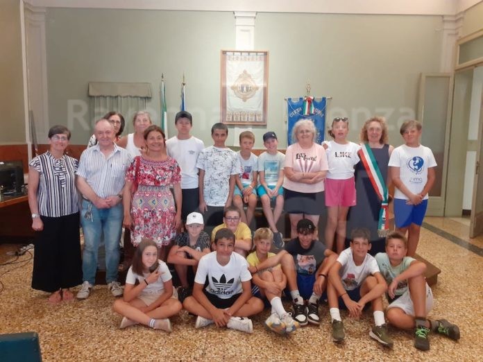 CS_152_Il gruppo di Beaumont con i coetanei russiani