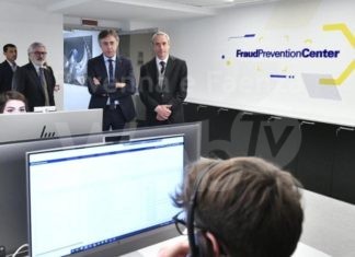 Truffe online per cittadini al rientro dalle vacanze, Poste Italiane: Ecco come contrastarle