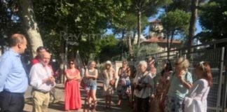 Il rifugio estivo della Premio Nobel Grazia Deledda a Cervia esce dall’anonimato. Una targa storica per Villa Caravella