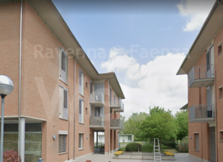 Faenza eco-logica: “Odori insopportabili da settimane dalla zona industriale vicino all’autostrada”