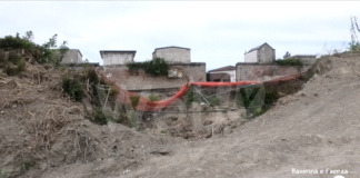 Lamone: nei prossimi giorni dovrebbe essere chiusa la breccia del cimitero