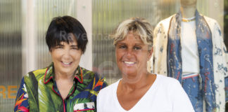 Linea Rosa e Julian Fashion: Un fiore in mosaico per suggellare la collaborazione contro la violenza di genere