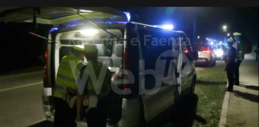 Polizia Locale in servizio per tutta la notte di San Silvestro: controlli speciali lungo le strade