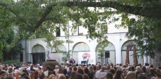 Successo per la prima edizione dell’AperiGene al MIC Faenza: raccolti 2350 euro a favore dell’Isola di Nim