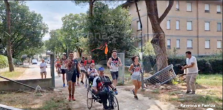 Staffetta di 400 Km per aiutare Anffas Faenza: donati 6.300 euro