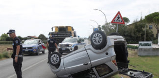 Incidente a Borgo Faina: minicar si ribalta e la conducente viene sbalzata fuori