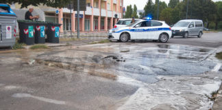 Si rompe tubo dell’acqua in via Fiume Montone Abbandonato