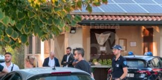 Raccolta firme per chiedere il dissequestro dell’ambulatorio di Mauro Guerra