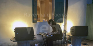 Una serata tra sogno e realtà al Fontanone con “Amarsi è Arte”