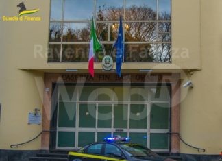 Producono e vendono macchine industriali dopo aver rubato i progetti ad azienda lughese