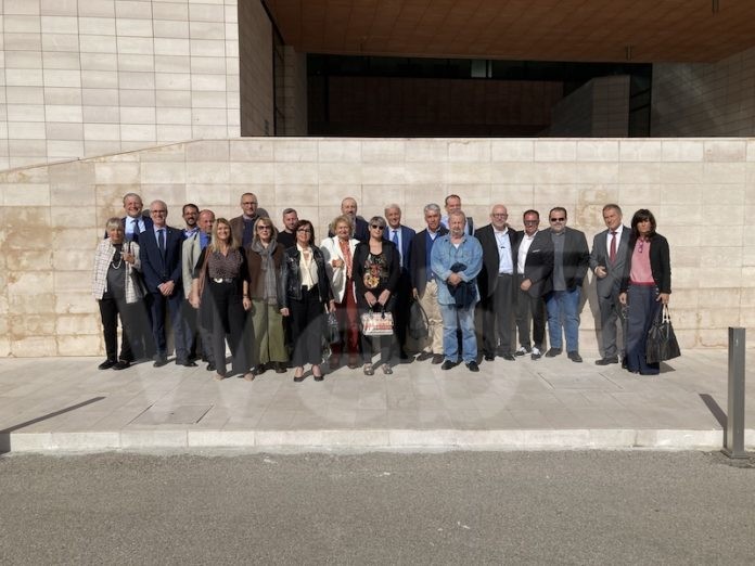 C2142328-222B-470F-A02C-A11F40BEE4A2