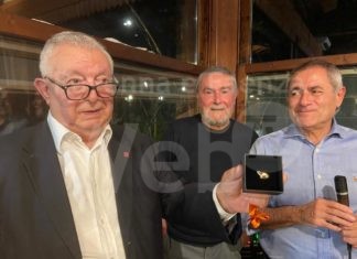 Consegnato a Franco Chiarini il prestigioso premio “E’ bdòcc d’òr”