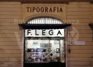 Nuova attività nella bottega storica Fratelli Lega. Italia Nostra invia una segnalazione alla Soprintendenza