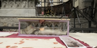 Esposti in chiesa dopo 200 anni i Teli di San Francesco