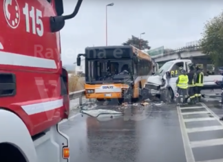 Incidente a Cesena tra un autobus ed un furgone, muore 81enne di Ravenna