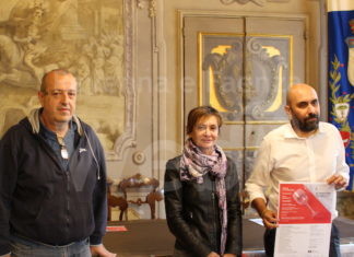 Degustazione di vini in piazza con “Faenza in un bicchiere”