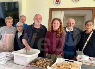Cucina popolare la mensa solidale alla parrocchia della Malva a Cervia