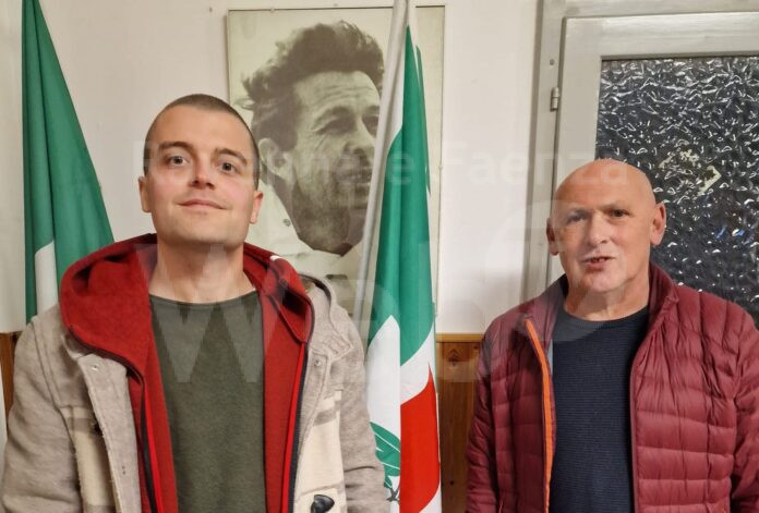 2023_1125_FILIPPO DARDI eletto Segretario PD Casola Valsenio. con segretario uscente GAUDENZIO MANCURTI