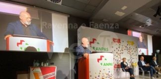 Bonaccini al convegno Anpas: “Il governo dimostra di favorire il privato rispetto al pubblico”