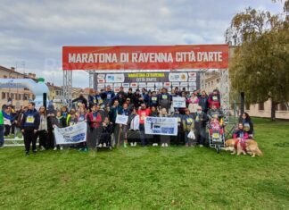 50 atleti della cooperativa La Pieve hanno tagliato il traguardo di Correndo senza Frontiere, durante la Maratona di Ravenna