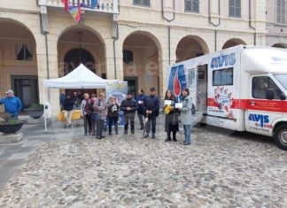 Giornata contro il diabete: punto di screening del Lions Club in piazza della Libertà