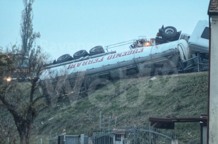 PHOTO-2023-11-21-07-29-11