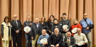 Serata Confesercenti al Teatro Goldoni di Bagnacavallo. Premiate undici aziende per i 50 anni di attività