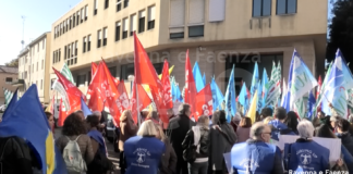 Infermieri in presidio davanti all’Ausl della Romagna: Ecco le loro richieste