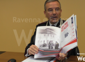 Presentato il nuovo calendario dei Carabinieri: un mese è dedicato all’alluvione