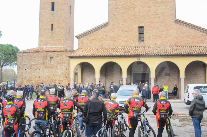 e1ef959d-5a42-4f06-af27-a9534c7d40ff